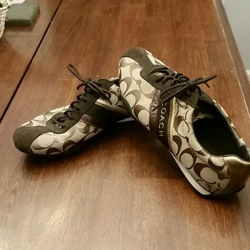 Coach tennis shoes